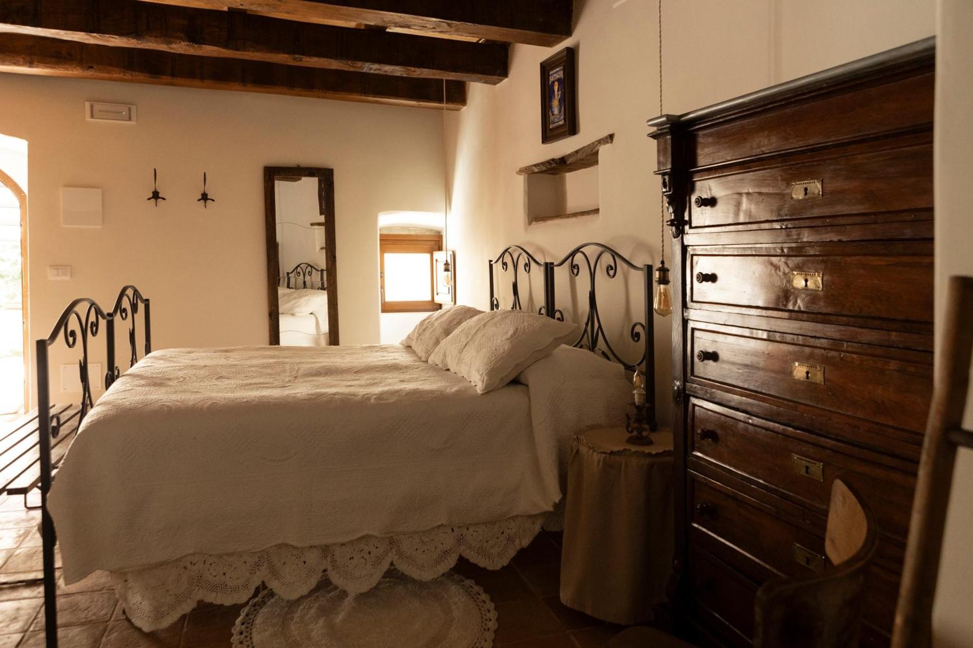 Bed and Breakfast Palazzo Pirro Dimora Storica Acciano Exterior foto